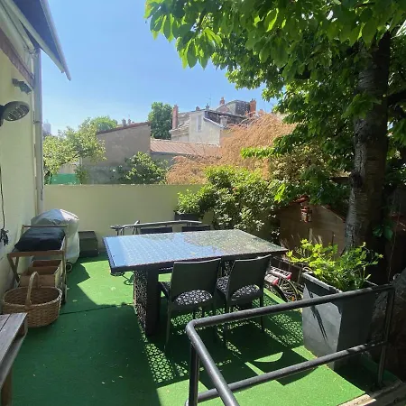 Au Centre Tres Cosy בית אירוח נאנסי